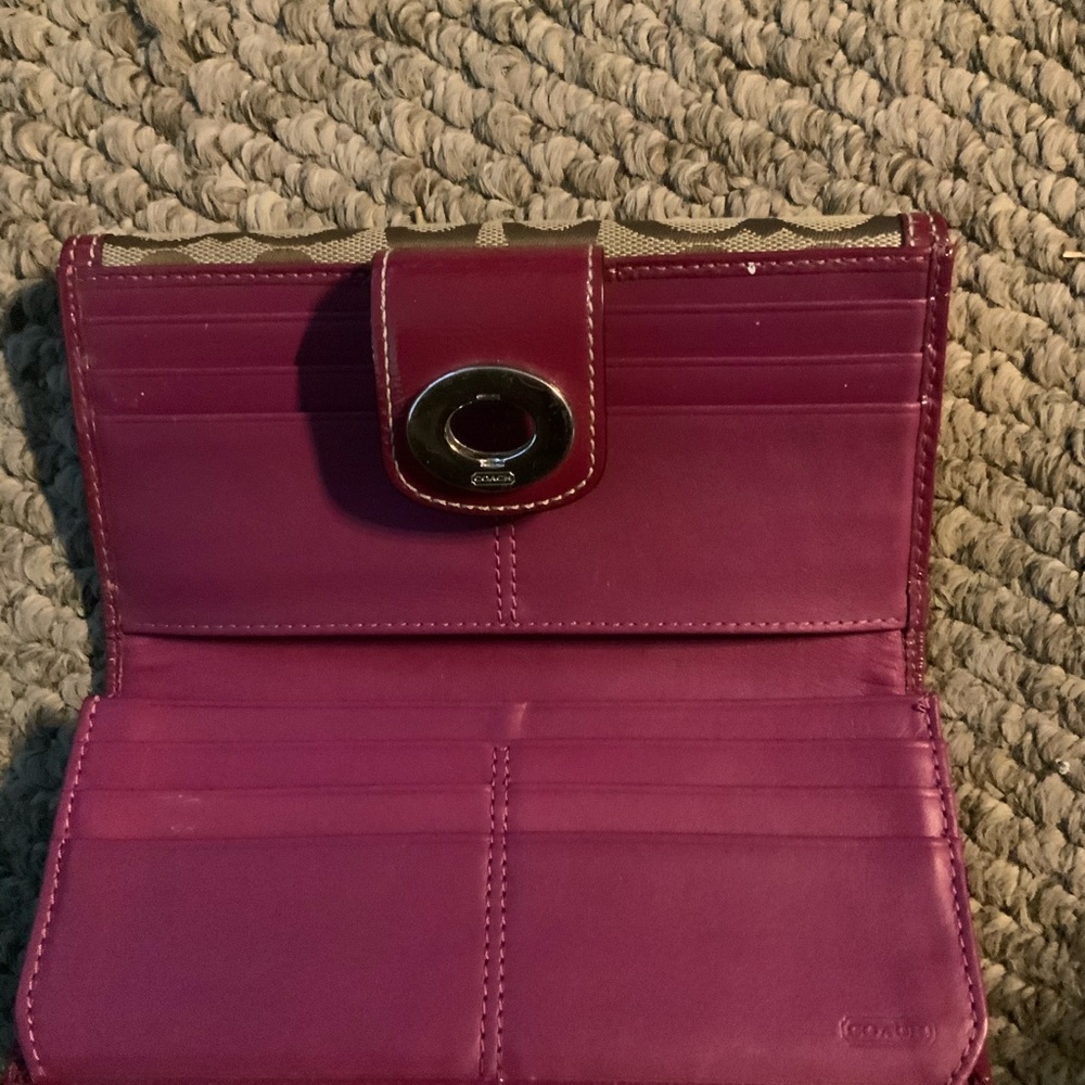 Coach Wallet - Picture 3 of 4